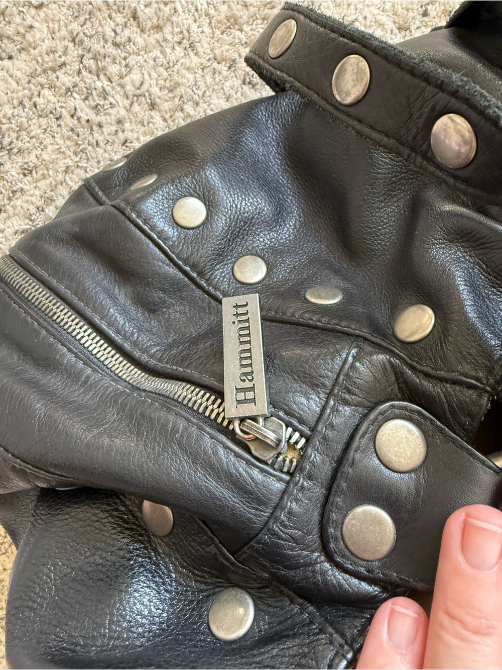 Hammitt studded hobo style with adjustable strap - Picture 3 of 12